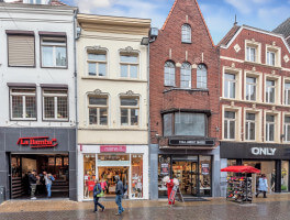 lomstraat18_01.jpg lomstraat18_01.jpg